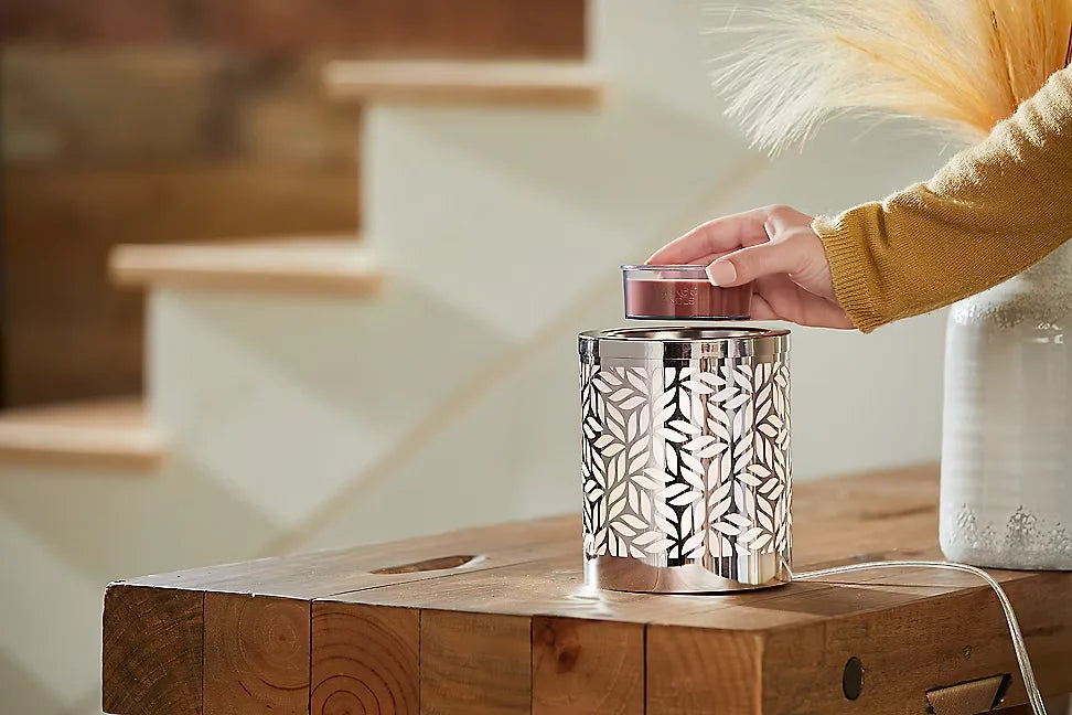 Leaves Scenterpiece® MeltCup Warmer